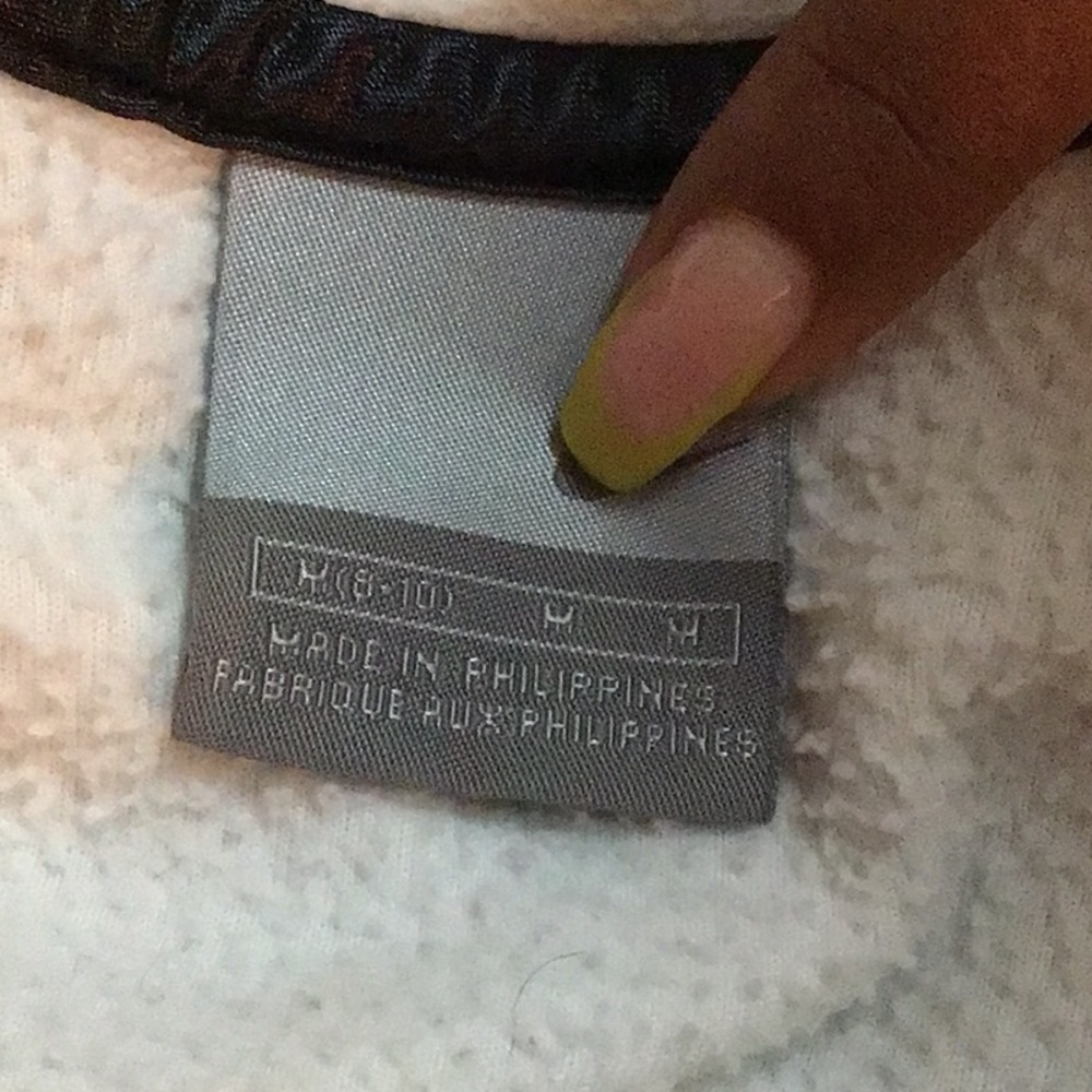 Nike - Picture 3 of 3